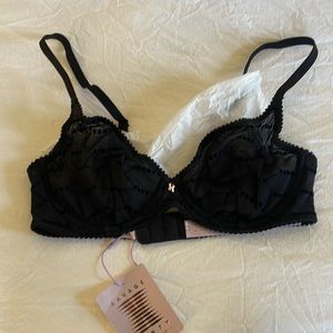 Savage X Fenty bra, black, 32C, New with Tags!